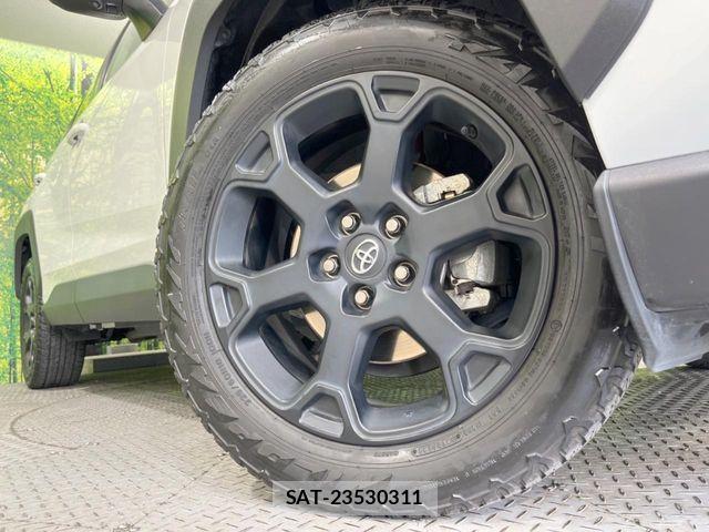 Toyota RAV4 2023-02 6997681-12