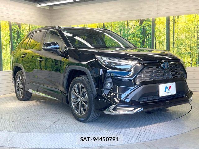 Toyota RAV4 2022-03 6997685-14