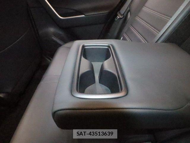 Toyota RAV4 2019-09 6997688-11