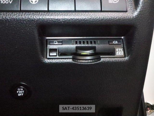 Toyota RAV4 2019-09 6997688-22