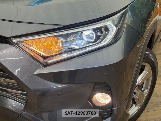Toyota RAV4 2019-04 6997707-14