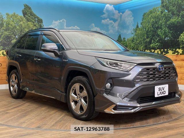 Toyota RAV4 2019-04 6997707-17