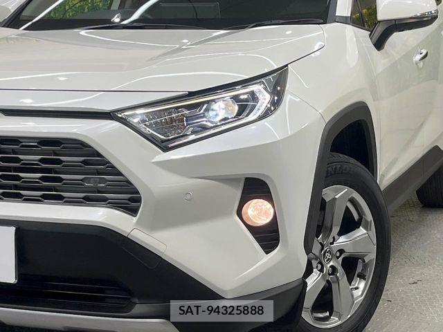 Toyota RAV4 2020-10 6997690-11