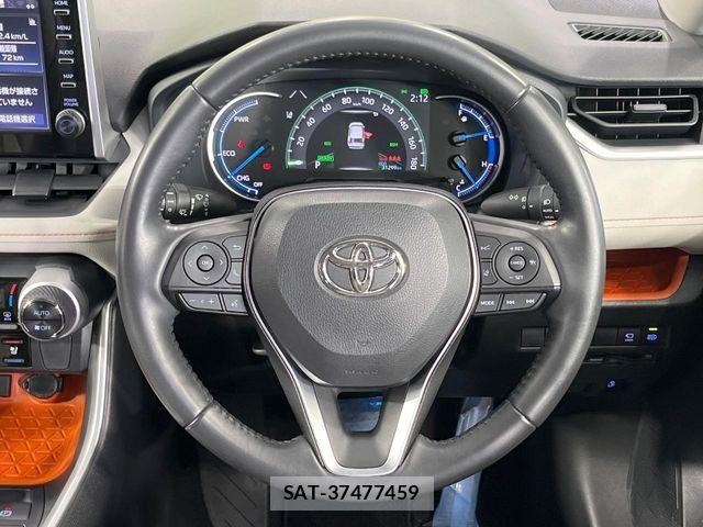 Toyota RAV4 2022-03 7021392-10