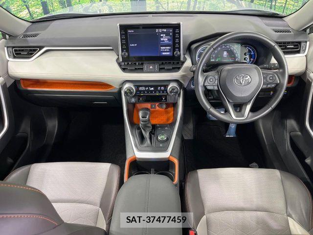Toyota RAV4 2022-03 7021392-1