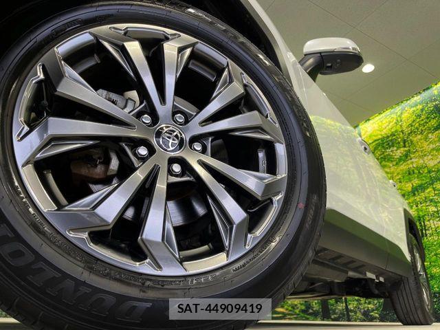 Toyota RAV4 2023-02 7021388-12