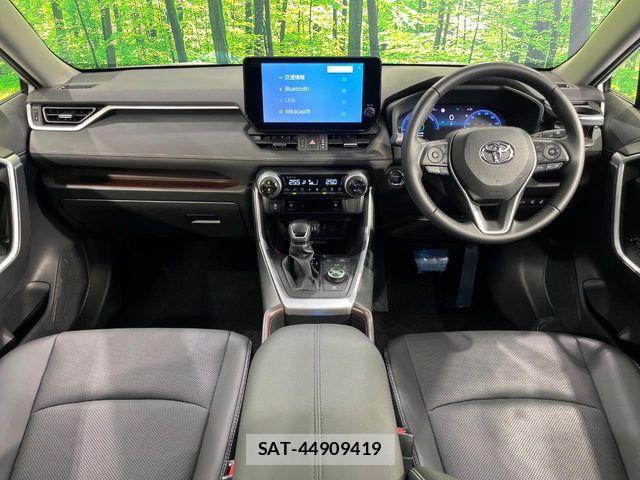 Toyota RAV4 2023-02 7021388-1