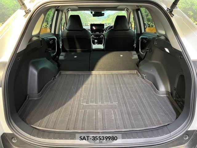 Toyota RAV4 2024-04 7021387-9