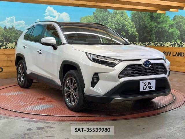Toyota RAV4 2024-04 7021387-15