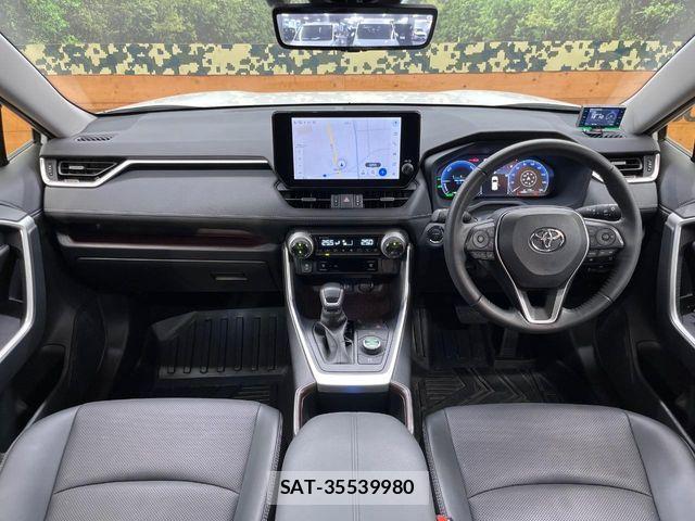 Toyota RAV4 2024-04 7021387-1