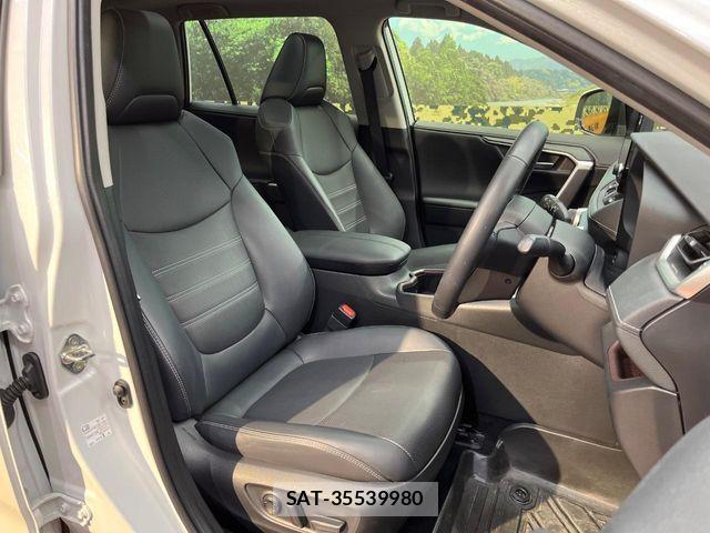 Toyota RAV4 2024-04 7021387-7