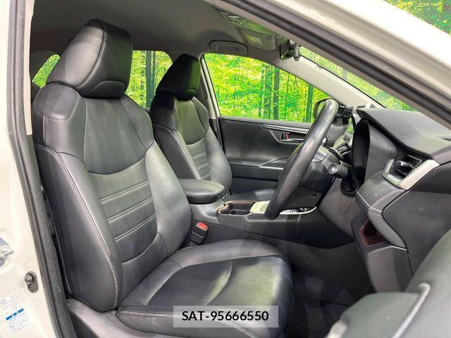 Toyota RAV4 2019-12 7060438-9