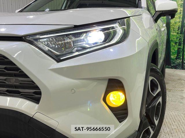 Toyota RAV4 2019-12 7060438-12