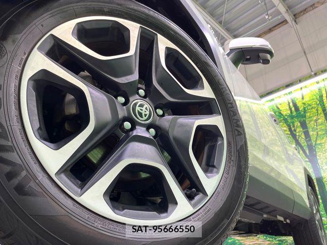 Toyota RAV4 2019-12 7060438-13