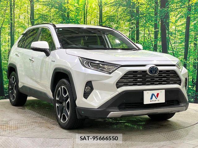 Toyota RAV4 2019-12 7060438-16