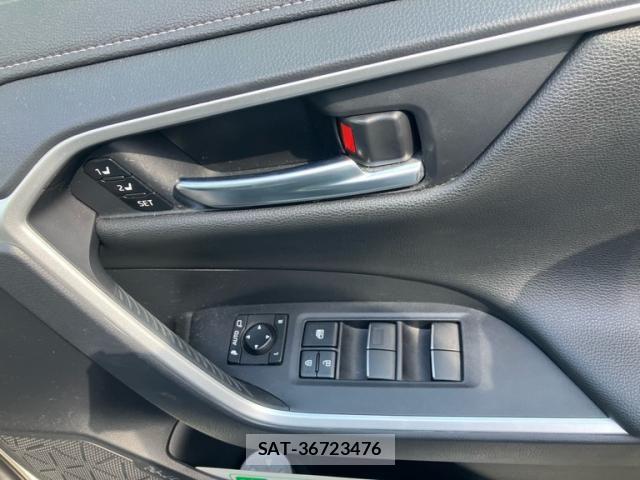 Toyota RAV4 2019-07 7215539-10