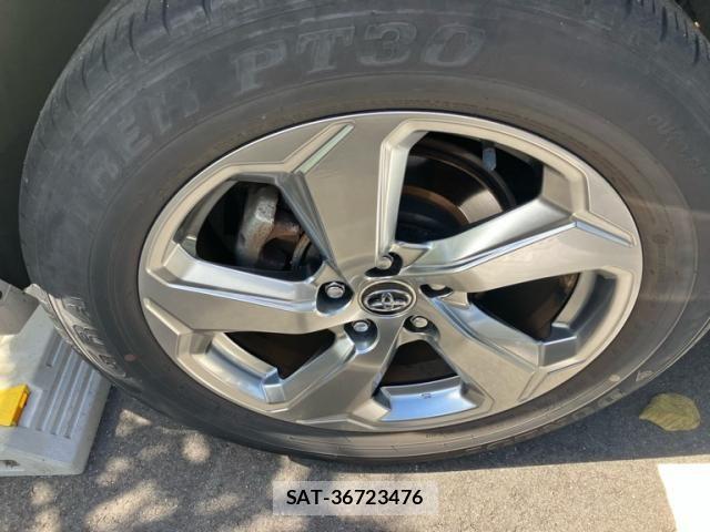 Toyota RAV4 2019-07 7215539-3