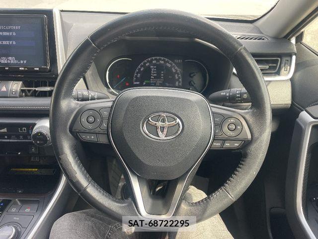 Toyota RAV4 2019-07 7224152-10