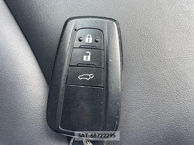 Toyota RAV4 2019-07 7224152-14