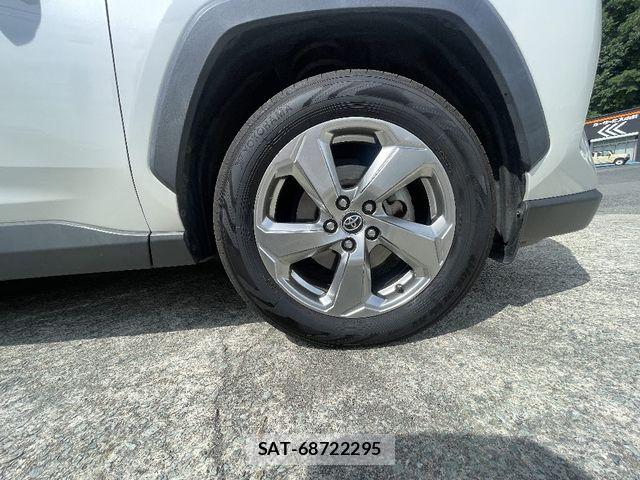 Toyota RAV4 2019-07 7224152-21