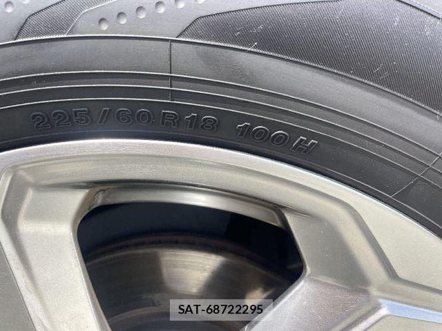 Toyota RAV4 2019-07 7224152-22