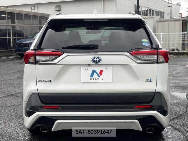 Toyota RAV4 2019-05 7218277-14