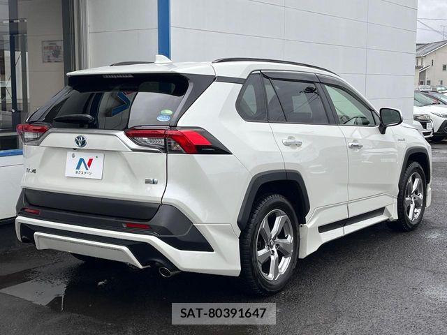 Toyota RAV4 2019-05 7218277-16