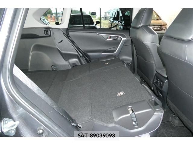 Toyota RAV4 2021-08 7224155-14