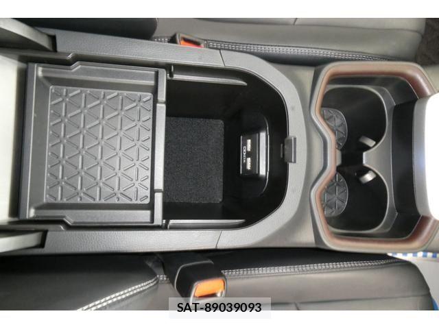 Toyota RAV4 2021-08 7224155-22