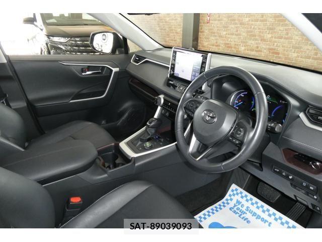 Toyota RAV4 2021-08 7224155-3
