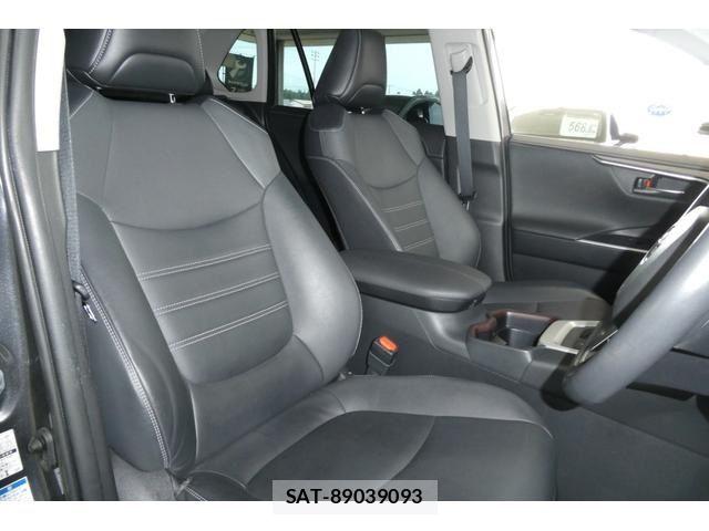 Toyota RAV4 2021-08 7224155-4