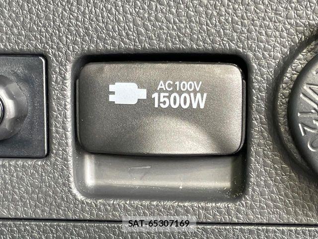 Toyota RAV4 2021-11 7216497-6