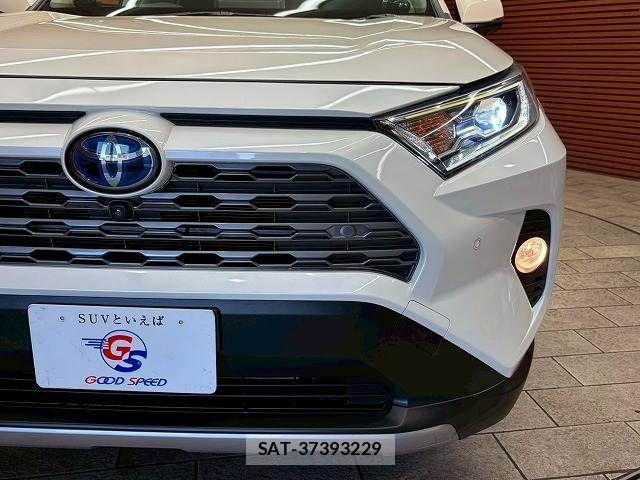 Toyota RAV4 2020-11 7217418-9