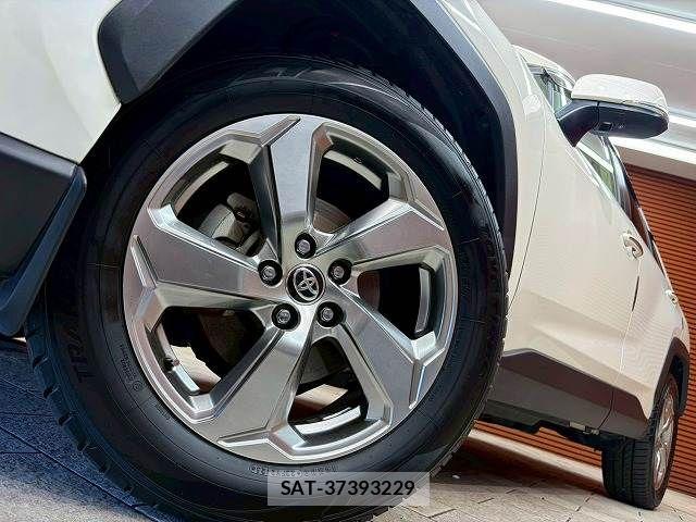 Toyota RAV4 2020-11 7217418-10