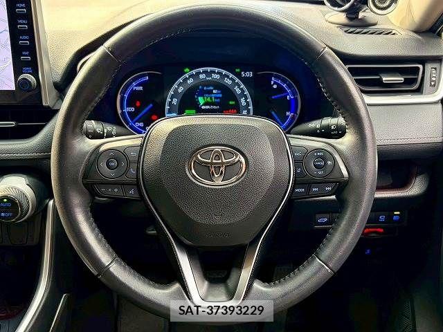 Toyota RAV4 2020-11 7217418-12