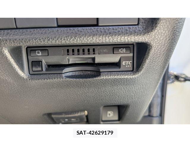 Toyota RAV4 2020-03 7224156-24