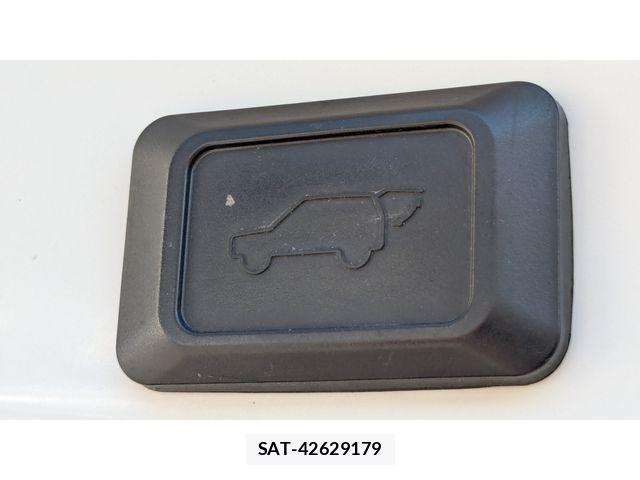 Toyota RAV4 2020-03 7224156-25