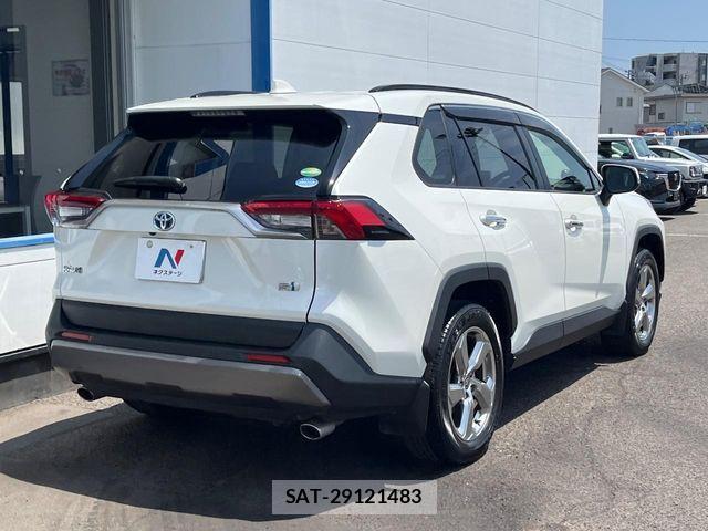 Toyota RAV4 2020-09 7215777-16