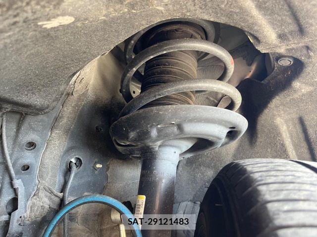 Toyota RAV4 2020-09 7215777-19