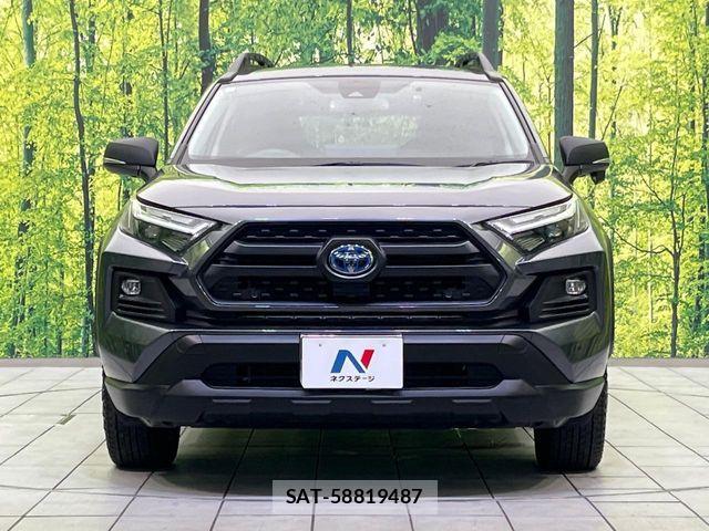 Toyota RAV4 2023-10 7218474-13