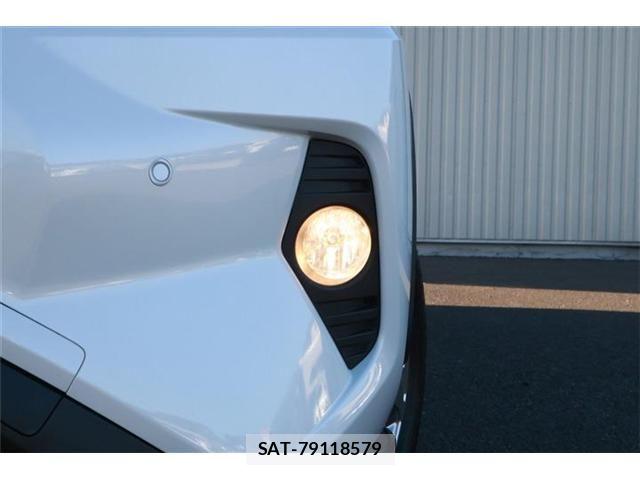 Toyota RAV4 2021-04 7224153-17