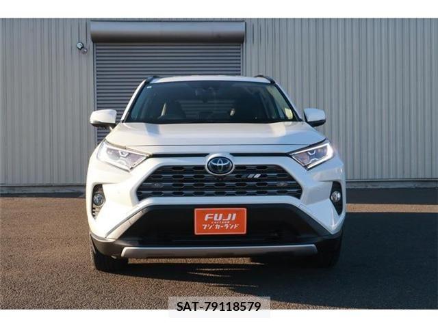 Toyota RAV4 2021-04 7224153-19