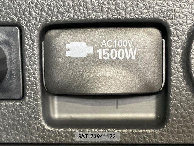 Toyota RAV4 2023-03 7224161-3