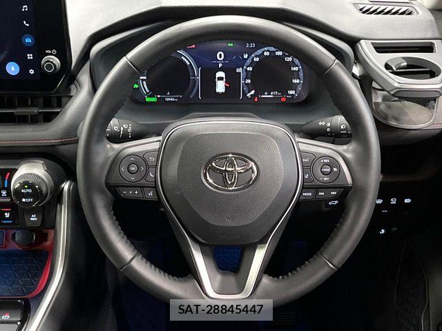 Toyota RAV4 2023-02 7224158-12