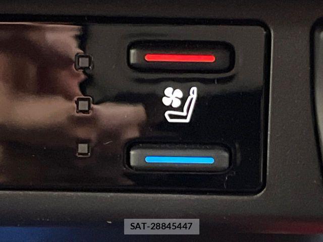 Toyota RAV4 2023-02 7224158-6