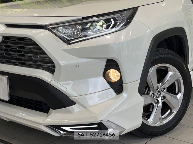 Toyota RAV4 2020-10 7224149-11