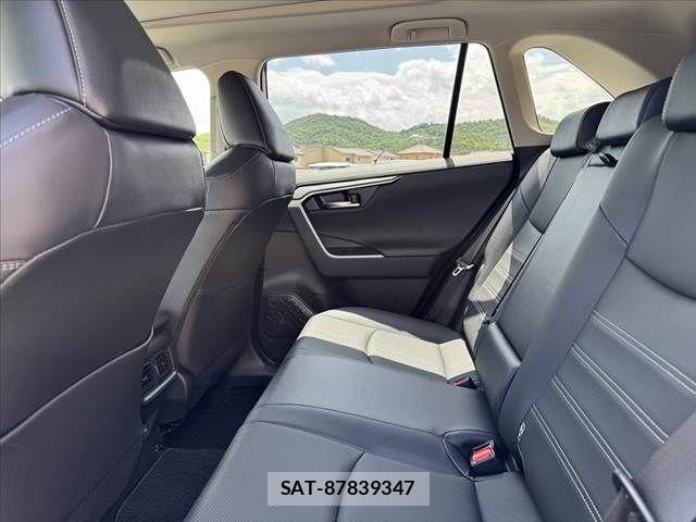 Toyota RAV4 2025-10 7217267-18