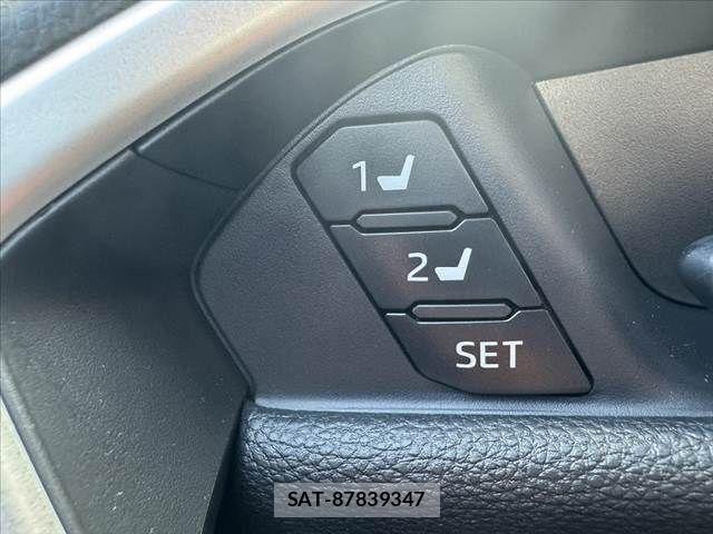 Toyota RAV4 2025-10 7217267-22