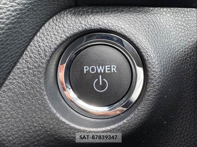 Toyota RAV4 2025-10 7217267-28