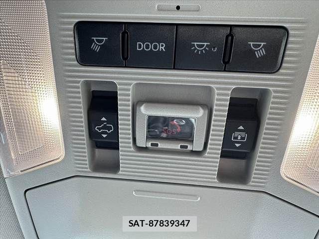 Toyota RAV4 2025-10 7217267-29